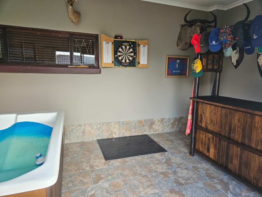 4 Bedroom Property for Sale in Kamma Heights Eastern Cape